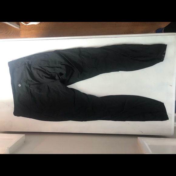 Lulu lemon full length leggings. - Picture 5 of 5